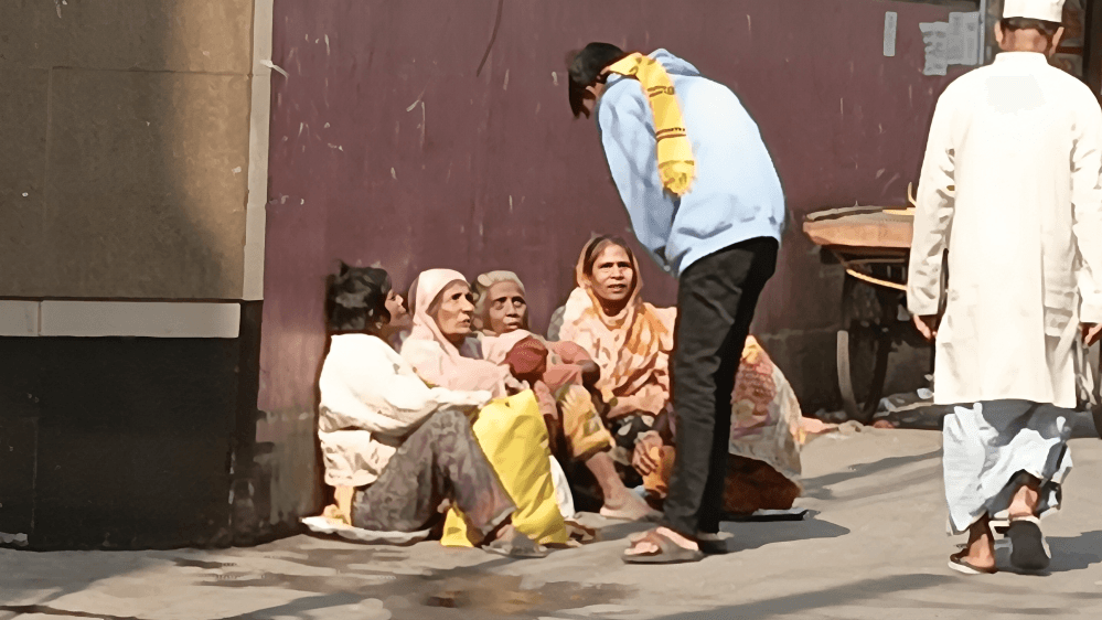 Volunteers preparing meals